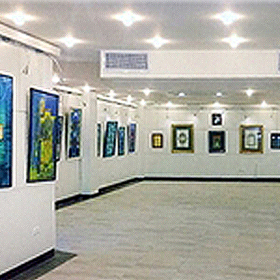 نمایشگاه «تجربه شخصی» به نفع کودکان مبتلا به هپاتیت